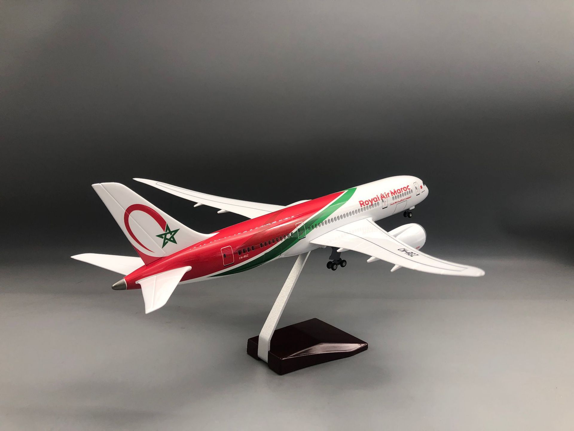 Model samolotu Royal Air Maroc – Office Technologies recenzja i cena