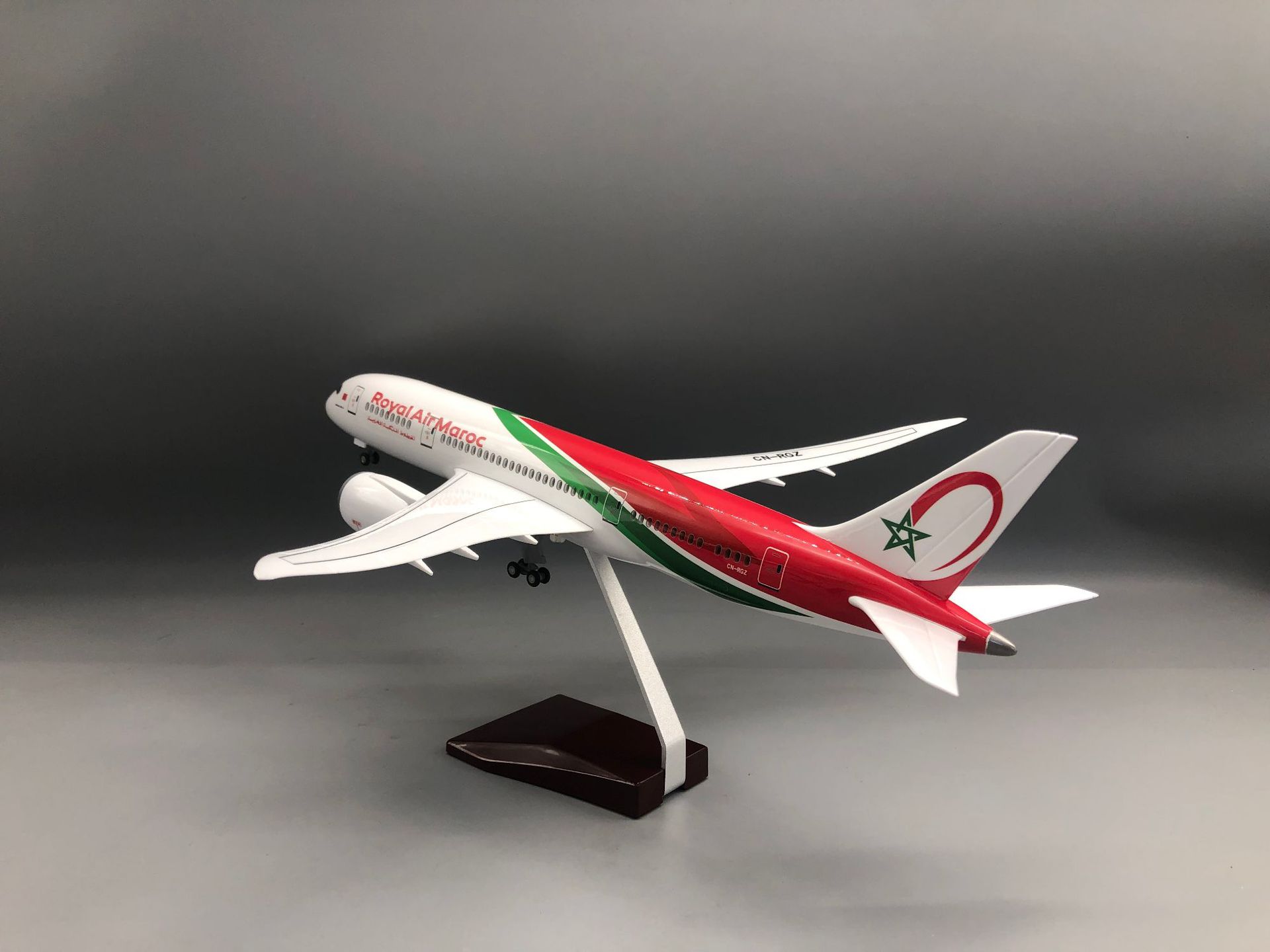 Model samolotu Royal Air Maroc – Office Technologies recenzja i cena